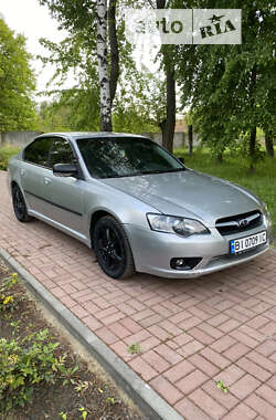 Седан Subaru Legacy 2004 в Хороле