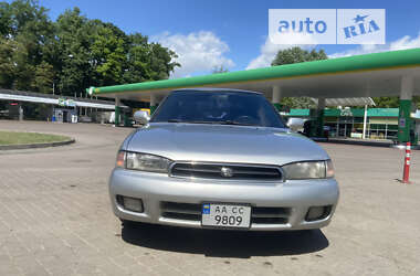 Седан Subaru Legacy 1998 в Києві