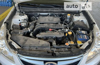 Седан Subaru Legacy 2010 в Днепре