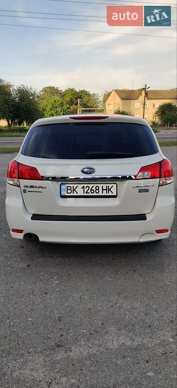 Універсал Subaru Legacy 2010 в Рівному