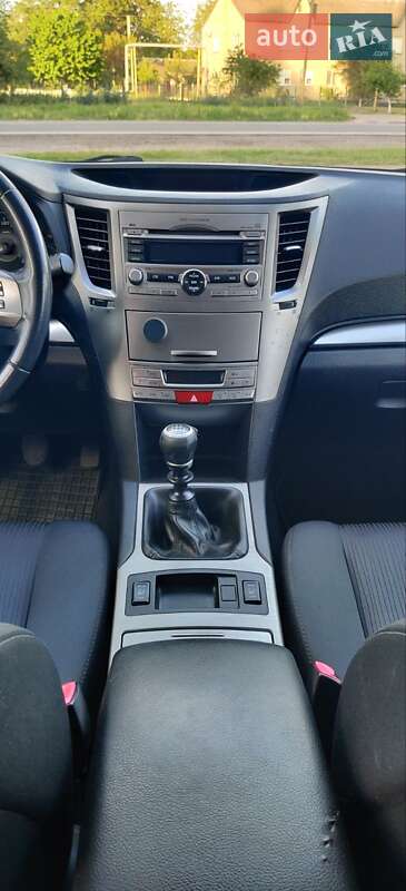 Універсал Subaru Legacy 2010 в Рівному