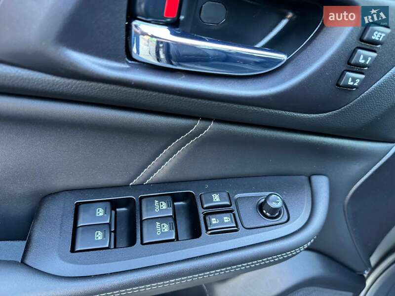 Седан Subaru Legacy 2018 в Днепре