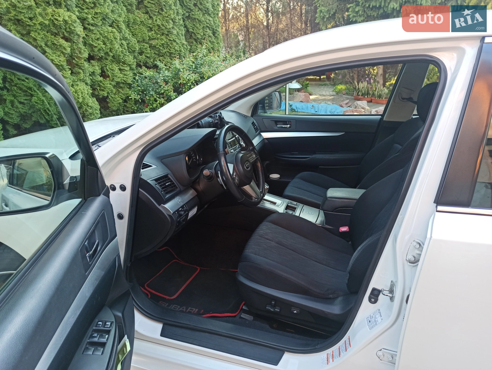 2010 Subaru Legacy - мініатюра 8