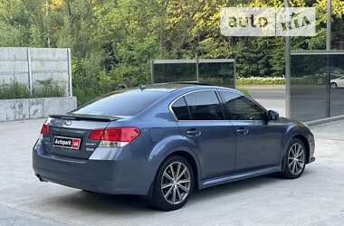 Седан Subaru Legacy 2014 в Киеве