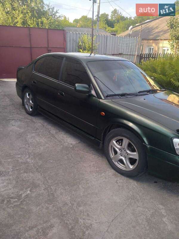 Седан Subaru Legacy 2000 в Кропивницком
