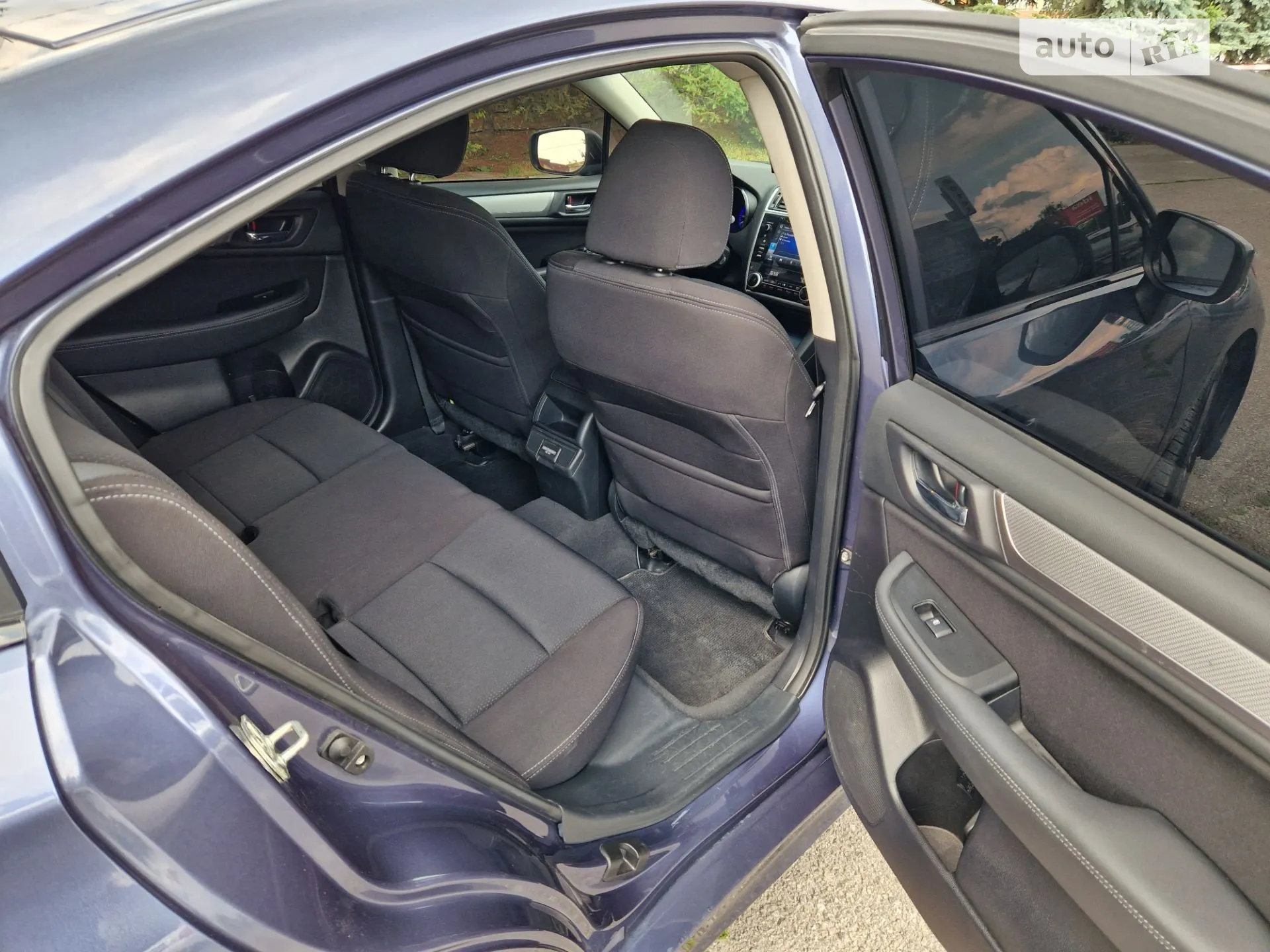 2017 Subaru Legacy - мініатюра 27