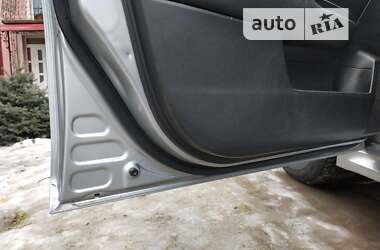 Седан Subaru Legacy 2011 в 