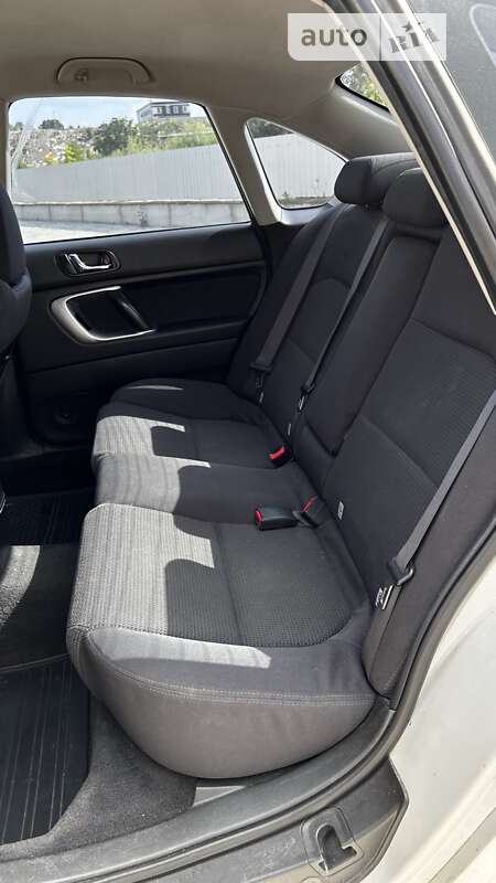 Седан Subaru Legacy 2008 в Житомире