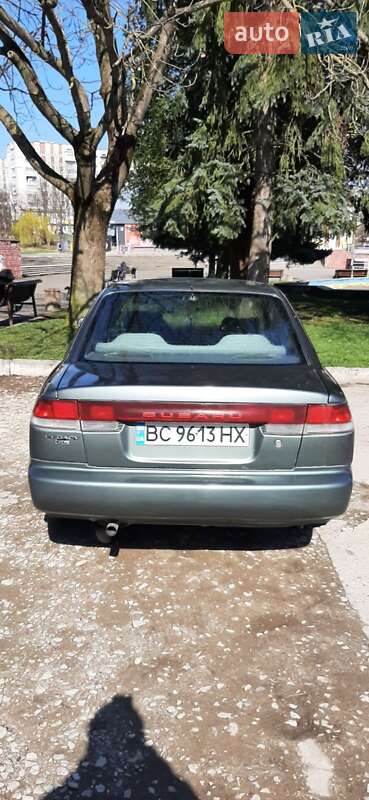 Седан Subaru Legacy 1995 в Стебнику