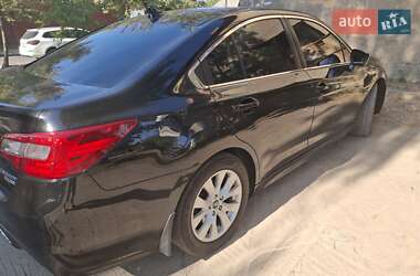 Седан Subaru Legacy 2017 в 