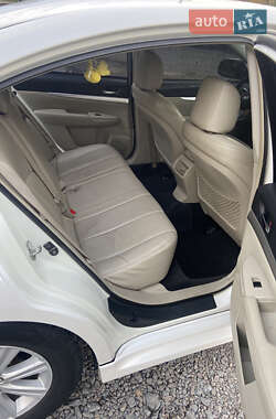 Седан Subaru Legacy 2010 в 