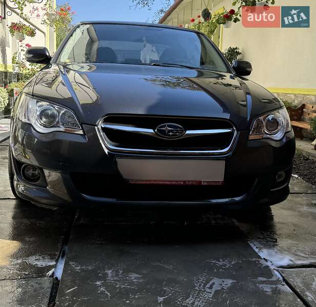 Седан Subaru Legacy 2006 в Тячеве