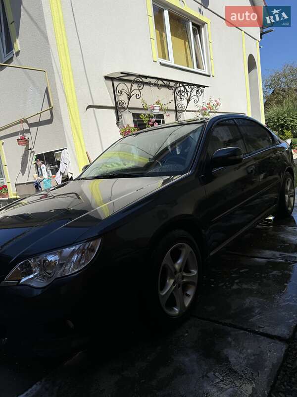 Седан Subaru Legacy 2006 в Тячеве