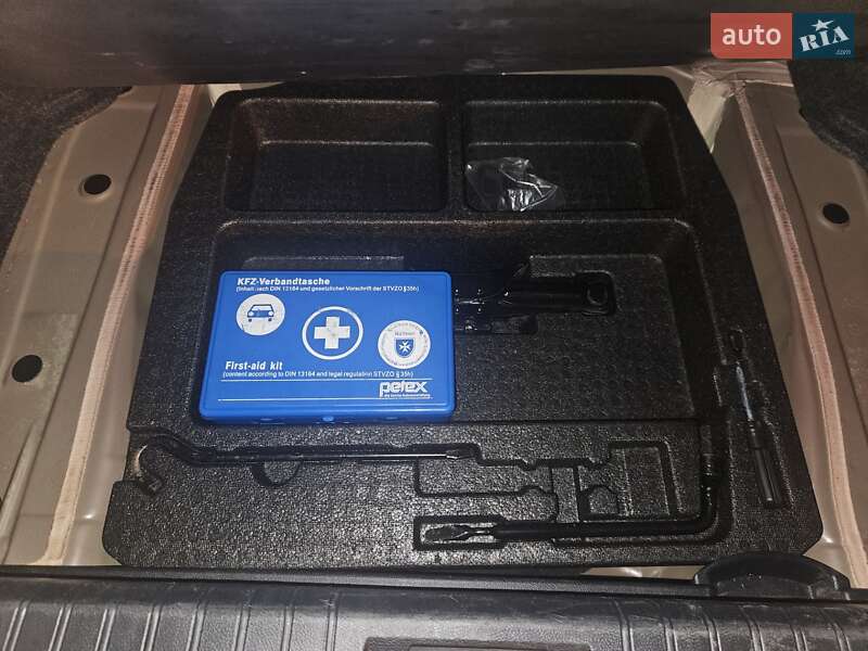 Седан Subaru Legacy 2014 в Киеве фото 34 Седан Subaru Legacy 2014 в Киеве