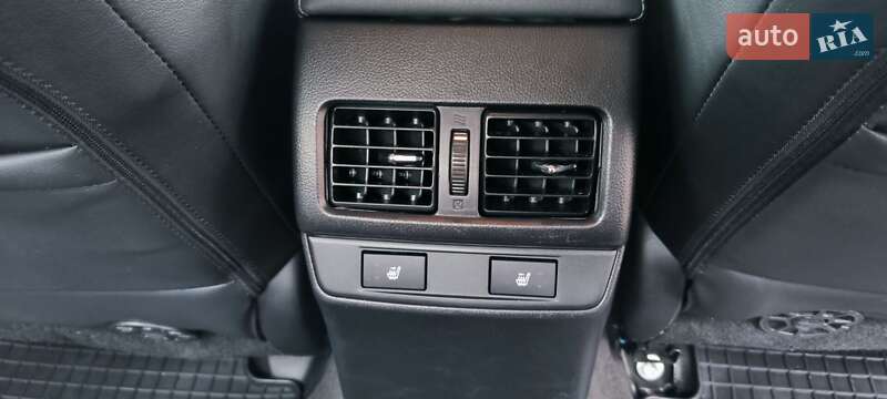 Седан Subaru Legacy 2016 в Броварах