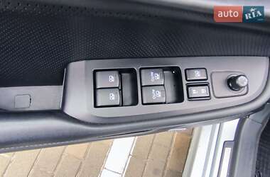 Седан Subaru Legacy 2016 в 