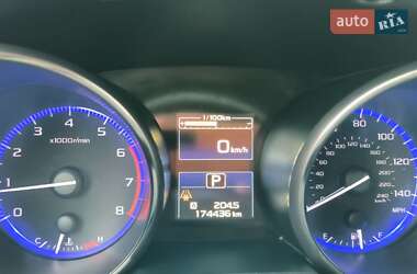 Седан Subaru Legacy 2016 в 
