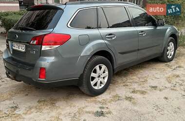 Универсал Subaru Legacy 2011 в 