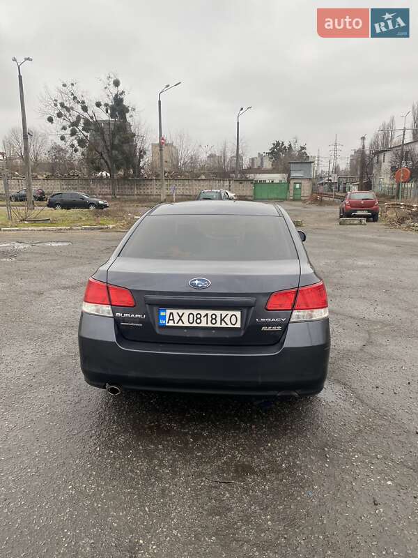 Седан Subaru Legacy 2012 в Киеве