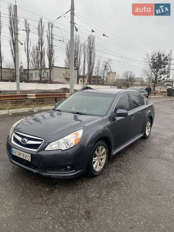 Subaru Legacy 2012