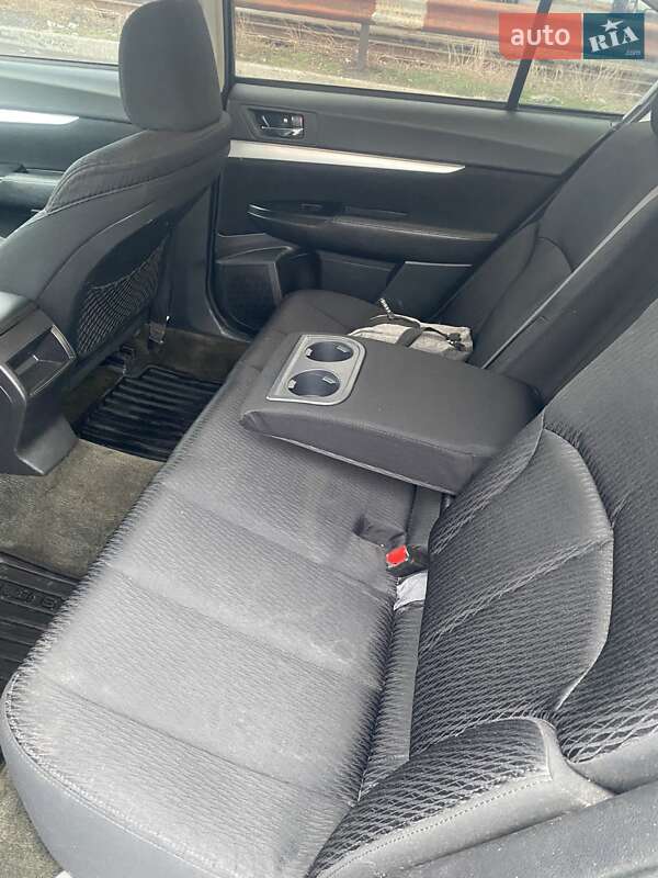 Седан Subaru Legacy 2012 в Киеве