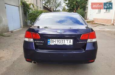 Седан Subaru Legacy 2010 в 