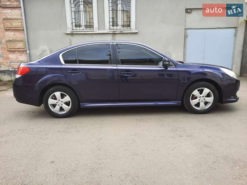 Седан Subaru Legacy 2010 в Одессе