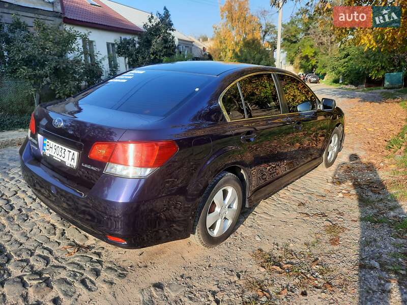 Седан Subaru Legacy 2010 в Одессе