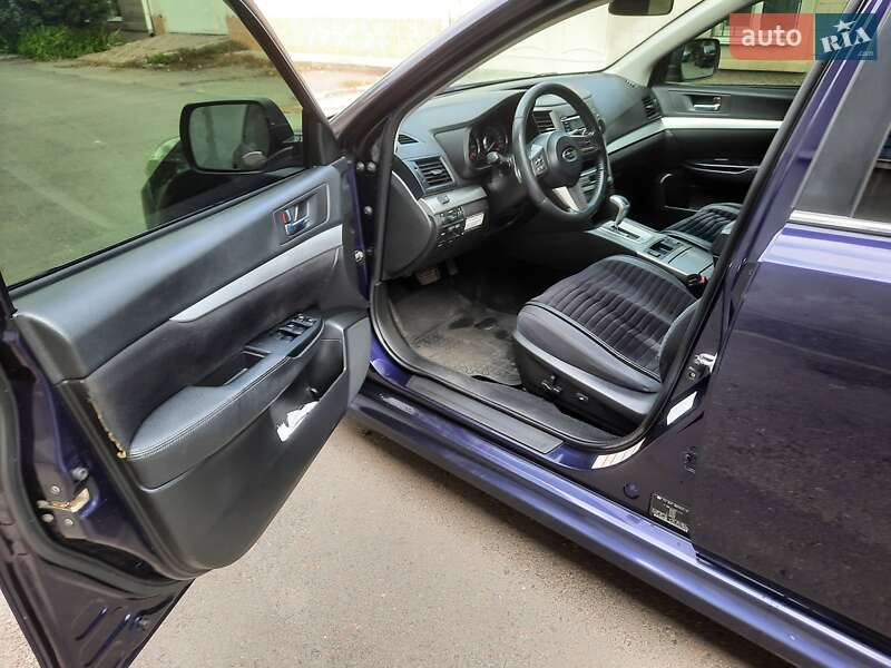 Седан Subaru Legacy 2010 в Одессе