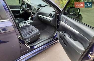 Седан Subaru Legacy 2010 в 