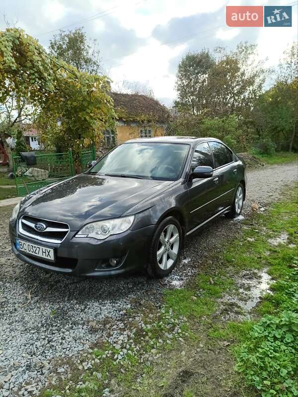 Седан Subaru Legacy 2008 в Львові