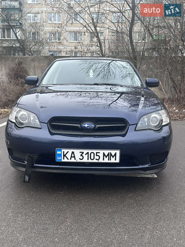Седан Subaru Legacy 2004 в Киеве