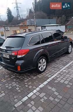 Универсал Subaru Legacy 2012 в Сколе