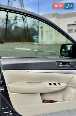 Универсал Subaru Legacy 2010 в 