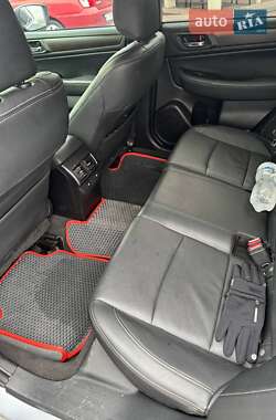 Седан Subaru Legacy 2016 в 