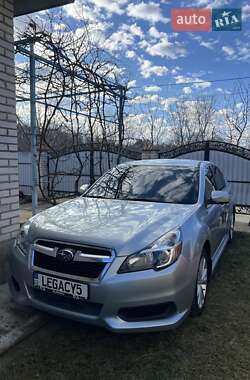 Седан Subaru Legacy 2013 в 