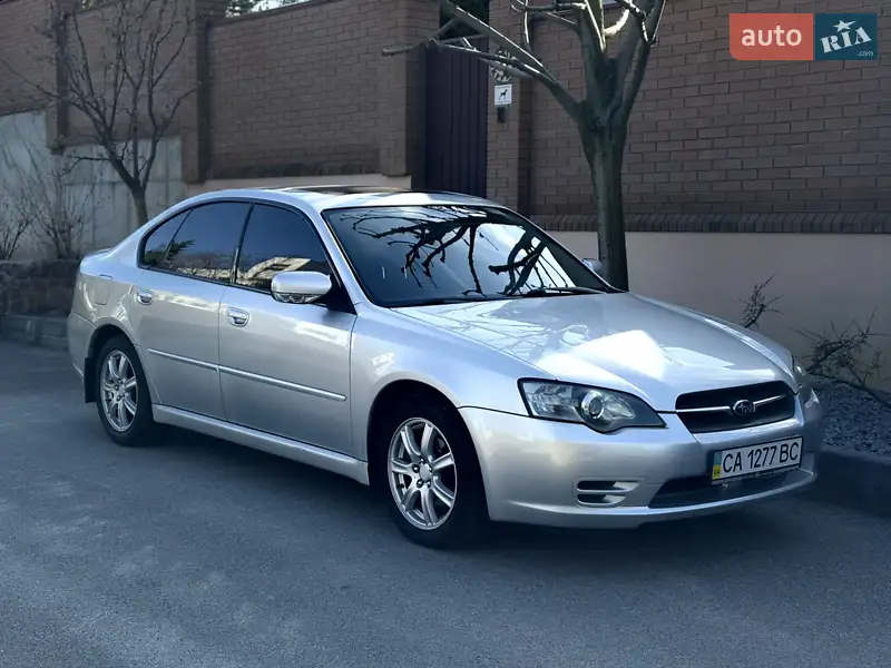 Седан Subaru Legacy 2004 в 