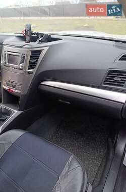 Універсал Subaru Legacy 2012 в 