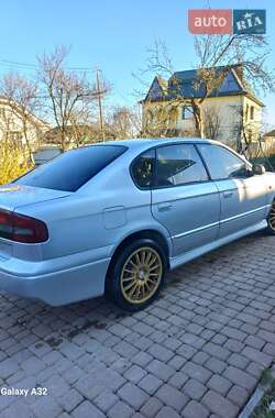 Седан Subaru Legacy 2001 в 