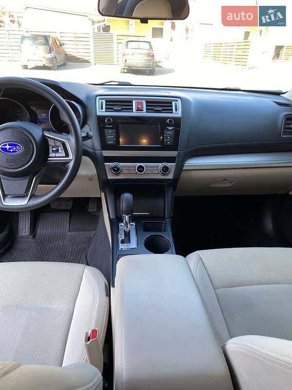 Седан Subaru Legacy 2018 в Києві