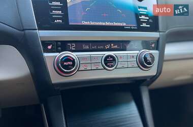 Седан Subaru Legacy 2014 в 