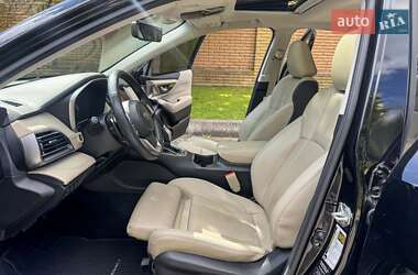 Седан Subaru Legacy 2022 в 