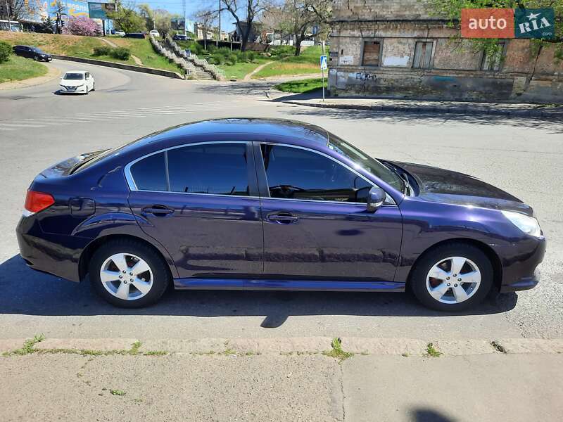 Седан Subaru Legacy 2010 в Одессе