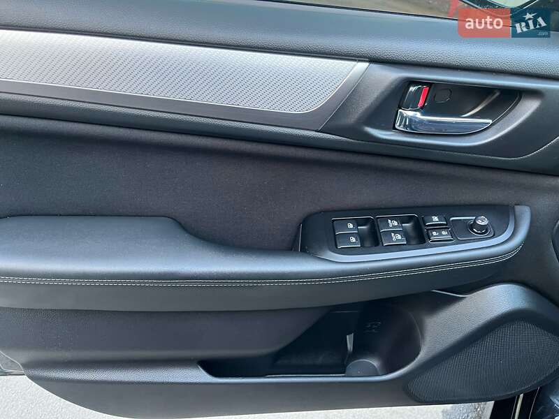 Седан Subaru Legacy 2015 в Харкові