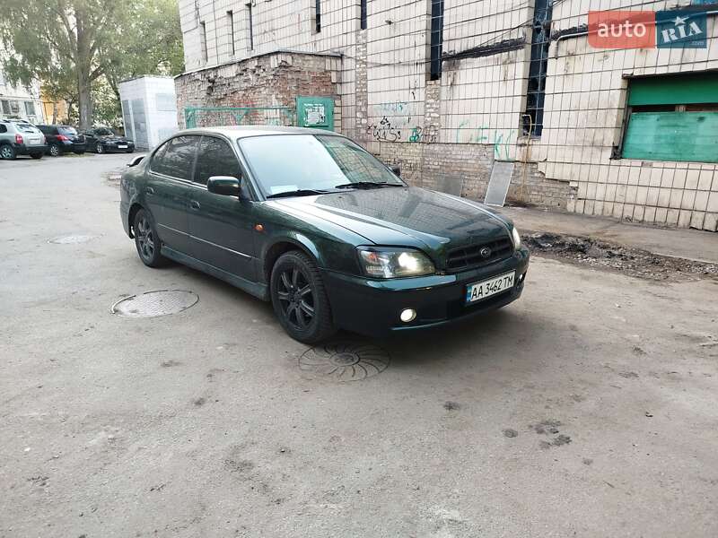 Седан Subaru Legacy 2002 в Києві