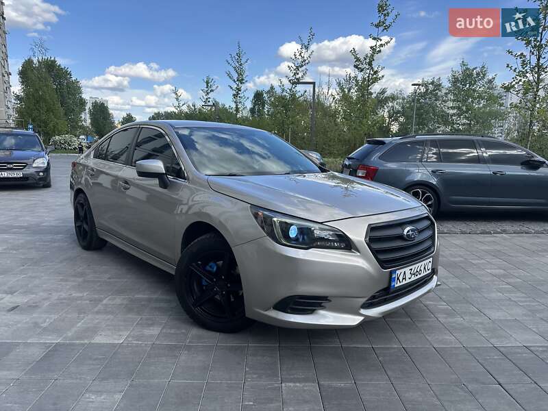 Седан Subaru Legacy 2014 в 