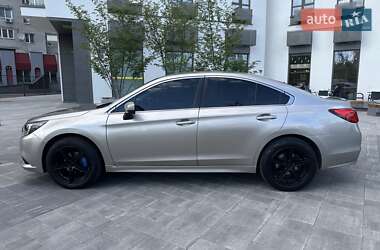 Седан Subaru Legacy 2014 в 