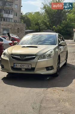 Универсал Subaru Legacy 2010 в 