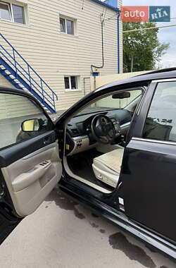 Седан Subaru Legacy 2012 в 