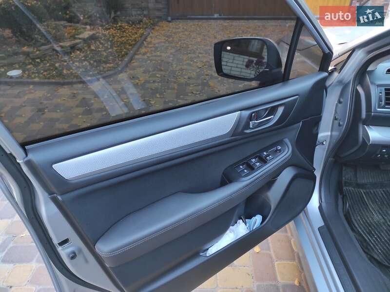 Седан Subaru Legacy 2016 в Ромнах фото 16 Седан Subaru Legacy 2016 в Ромнах